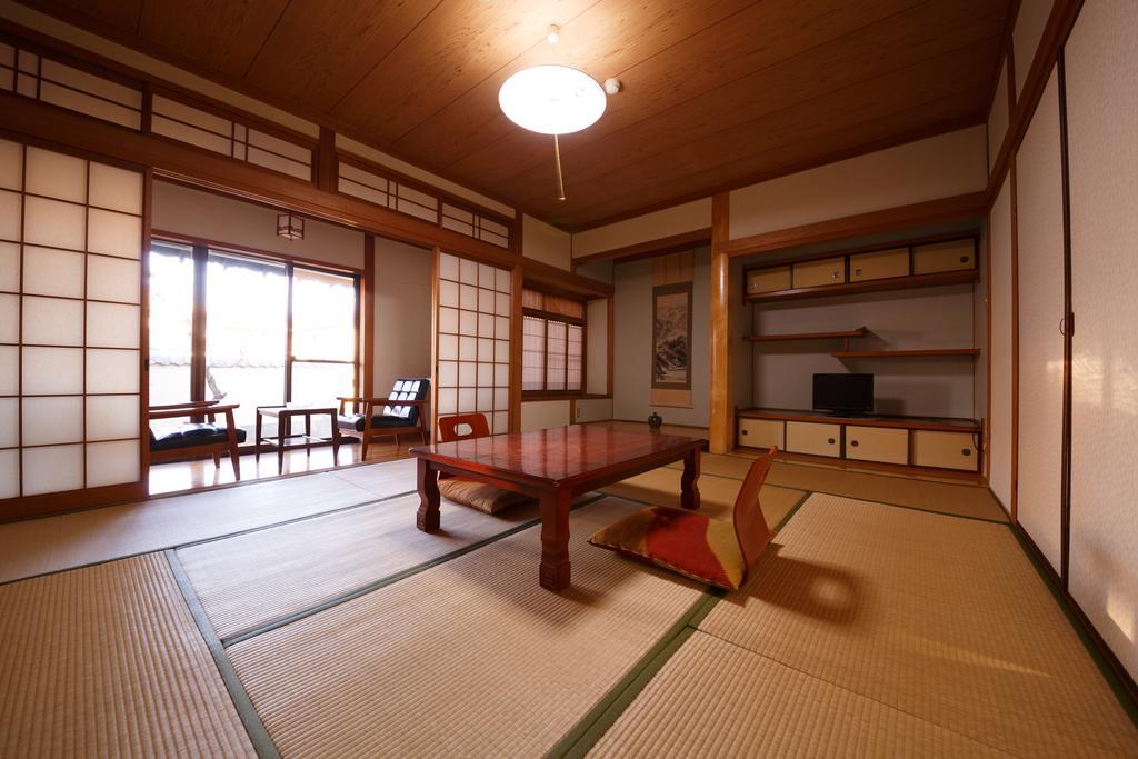 Yufuin Ryokan Tadaima Luaran gambar
